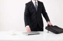 コロナ感染が懸念される中での出社命令 法的に従わなければならないのか?