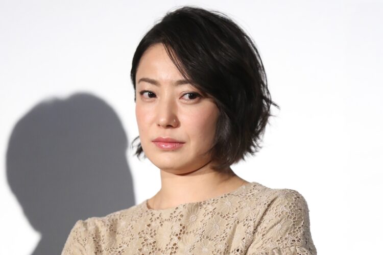 菅野美穂 浜辺美波共演ドラマ オタク話についていけず脱落者続出 Newsポストセブン