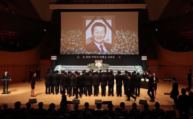 昨年1月、ソウルで営まれた重光氏の葬儀