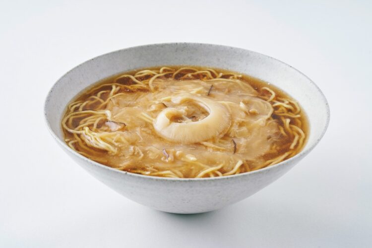 『ふかひれラーメン「醤油」 2食セット』（石渡商店　1771円）