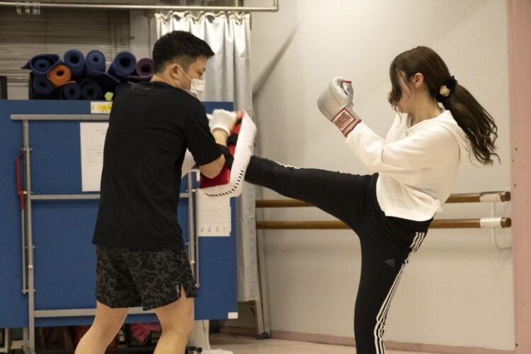 レッスンに通う生徒からは「体づくりへの意識が高くなった」「性格が明るくなった」「性格が明るくなった」という声も