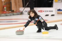 吉田知那美。好きな作家は浅田次郎。「いつかお会いしてみたいです」((C)JCA IDE)
