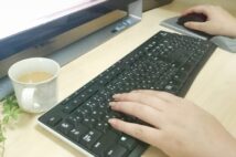 個室の快適さはオフィス以上?「ネットカフェでテレワーク」体験者たちの感想