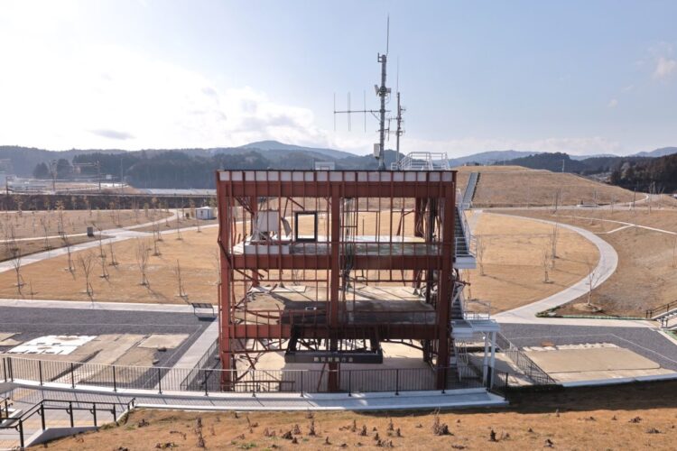 宮城県南三陸町志津川。インフラ整備は進むが町の再建はこれから。