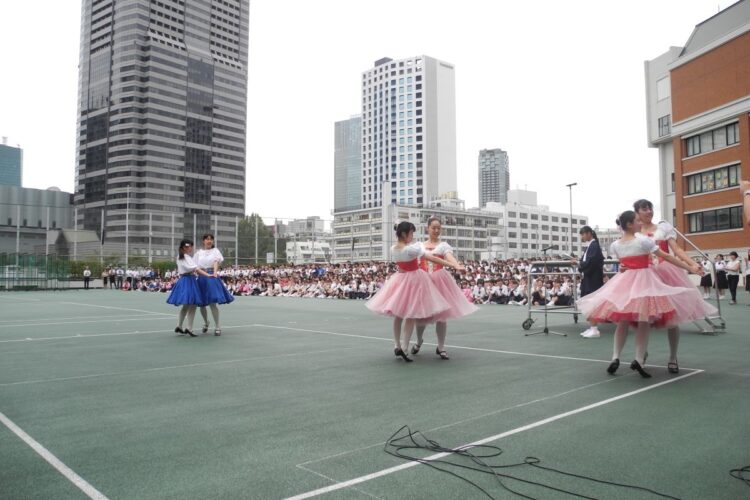 山脇学園のダンス授業