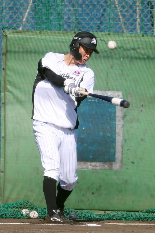 早大時代に大学JAPANのメンバーに選出され活躍した鳥谷敬選手（現ロッテ／時事通信フォト）