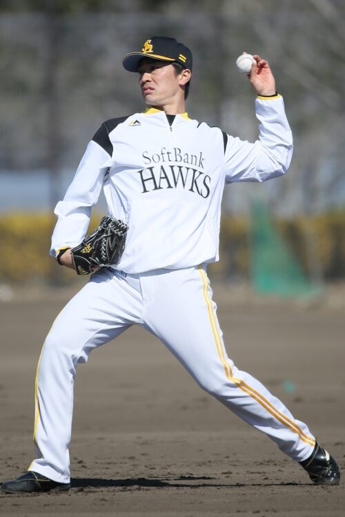 早大時代に奪三振記録を塗り替えた和田毅投手（現ソフトバンク／時事通信フォト）