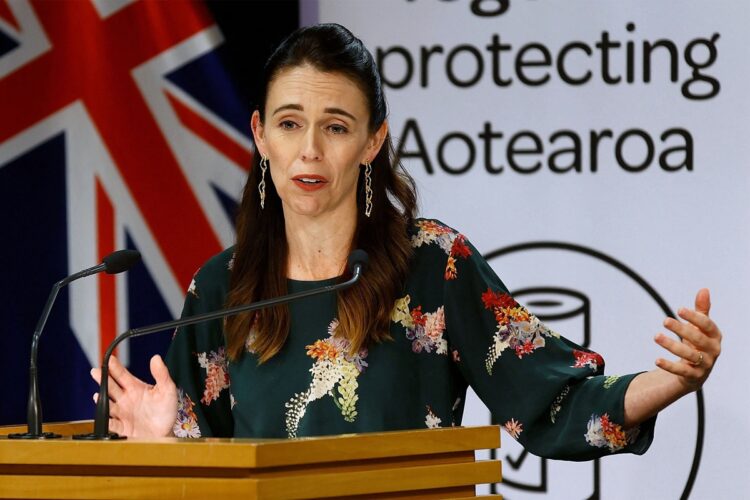 コロナ禍を闘い抜く世界の女性リーダーたち。写真はニュージーランドのアーダーン首相（時事通信フォト）