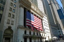中国金融行政トップが「アメリカのバブル崩壊」を警戒するワケ
