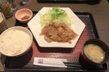 大戸屋が「安く、早く」改革 大幅値下げと提供時間短縮で何が変わるか