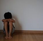 親として心配!2020年は児童生徒の自殺が最多。女子高校生は138人と倍増