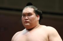 照ノ富士が白鵬「あの殴打事件」の恨みを4年越しで晴らす