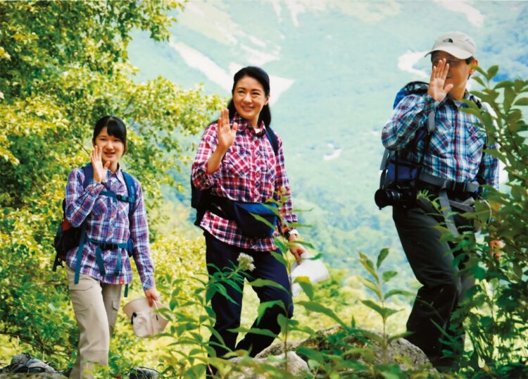 2016年8月に開かれた「山の日」記念全国大会のため、北アルプスの玄関口である上高地（長野県）を訪れたご一家。その約1週間後には、ご一家で那須岳を登られた（写真は白滝さん提供）