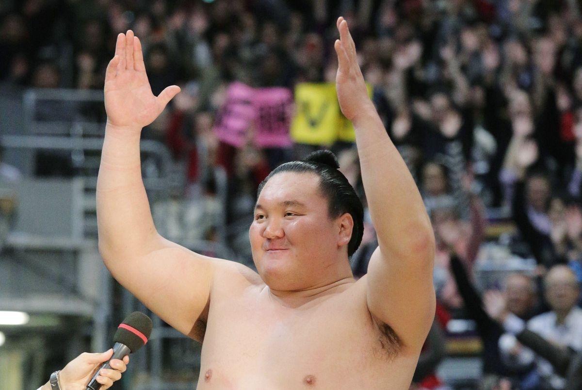 驚きの値段で 相撲・レアもの! ♡横綱白鵬 浴衣 反物 新品未使用 ...