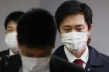 いよいよ医療崩壊の崖っぷちに(時事)