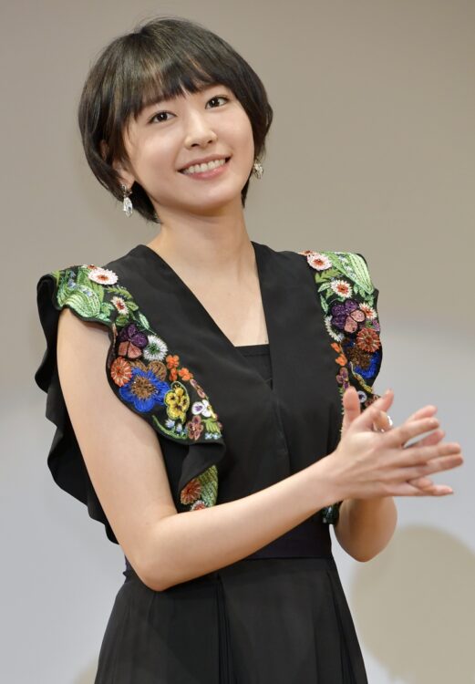 前作に出演していた新垣結衣（時事通信フォト）