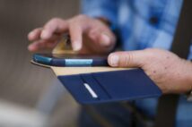 「スマホの使い方教えて…」積み重なる老親の些細なお願いにもう限界！
