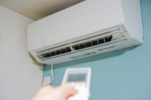 室内の湿度をどう抑える?明暗を分けるエアコン除湿機能の使い方