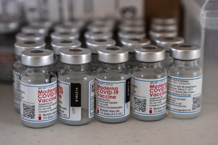 ワクチンは次々製造されている（写真／Getty Images）