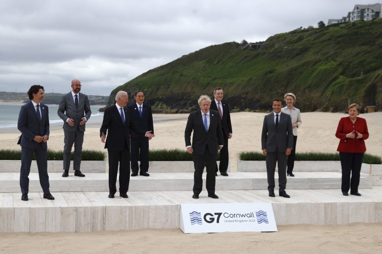 6月13日のG7首脳会議（写真／EPA＝時事）