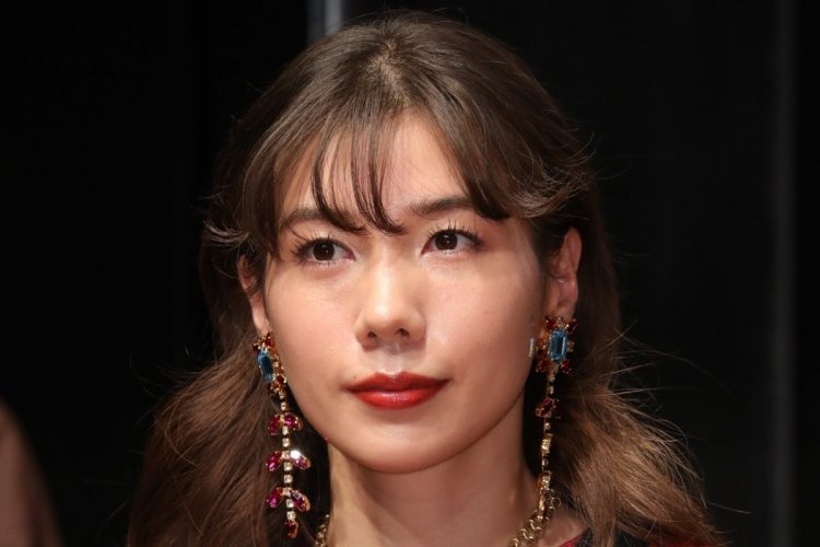 「YouTuber・仲里依紗」と「女優・仲里依紗」という2つの顔に魅了される人たち