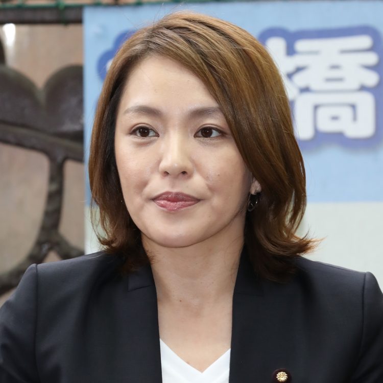 今井絵理子参議院議員