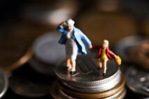 夫が突然失踪すると家計危機に… 解決策は「離婚」か「死んだことにする」か