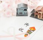 ママ友へ新築祝いは渡すべき?相場はいくら?