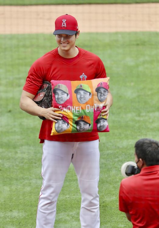 大谷翔平 睡眠力もモンスター級 誕生日に 枕 が配られるワケ Newsポストセブン