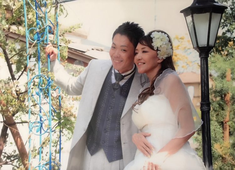 2010年に元ムエタイ選手の青木大輔と結婚。「15才年下の彼は、私の試合を観たことがないんです」（ブル中野）