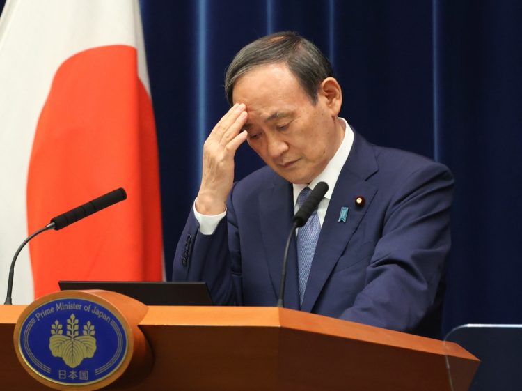 度々「明かり」という言葉を使う菅義偉首相だが…（写真／時事通信フォト）