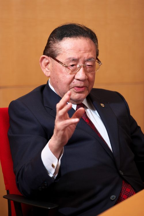 山崎拓氏