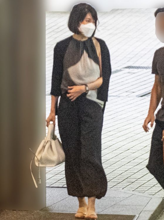 長身　熟女 内田恭子、45才の再ブレイクか 肩出し服で「エレガンス美熟女」化｜NEWSポストセブン - Part 3