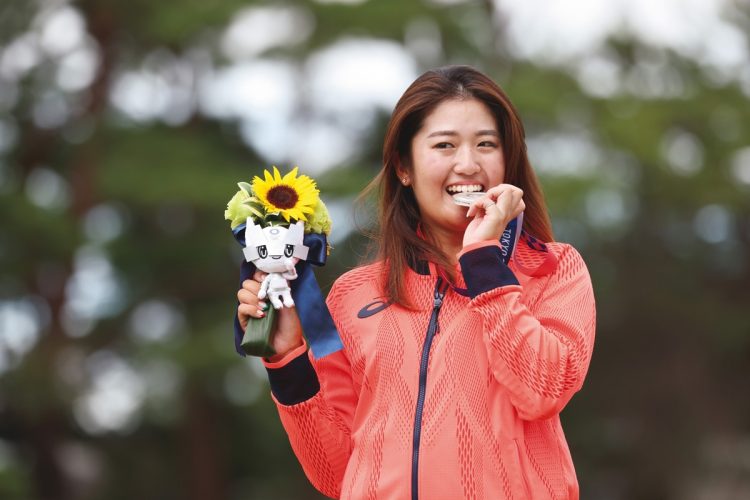 ゴルフ女子個人・銀メダルを獲得した稲見萌寧（写真／日本雑誌協会代表撮影：土居 誉）