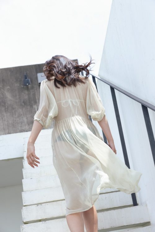 後ろからのショットも