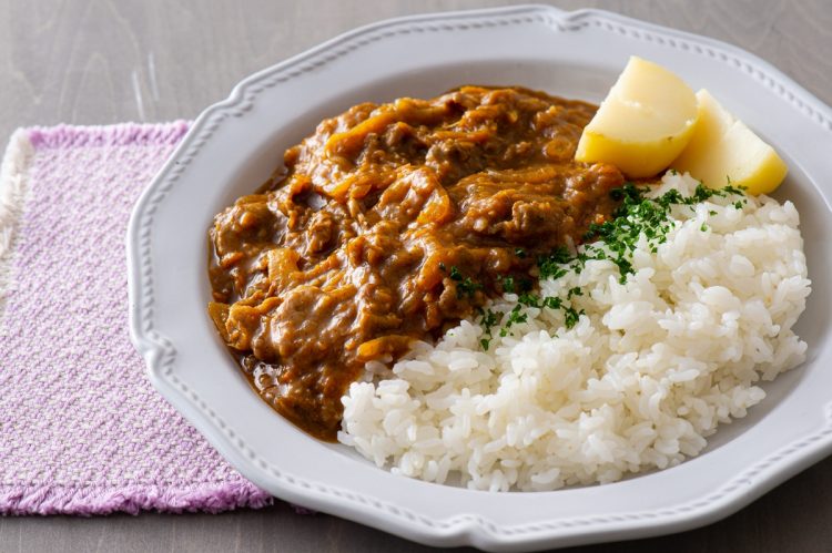 カツ代師匠との対話が思い出にされる夏のカレー