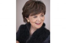 内館牧子さんの最高のカレーシーン「体育館裏でかっこむレスラー」