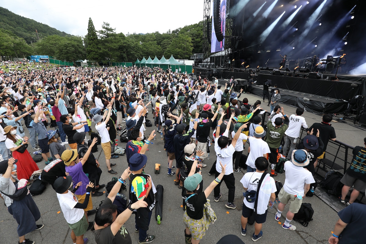 ガースー辞めて 替え歌 Misiaの 君が代 フジロック事件簿 Newsポストセブン
