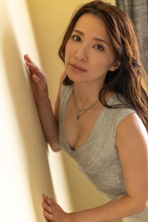 31枚目のラストDVD『アールグレイ～こころに残る美尻の味わい』が発売中