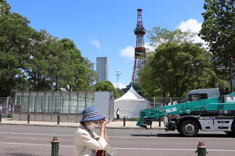 北海道でも18日連続で真夏日を記録し、過去最長となった（時事通信フォト）