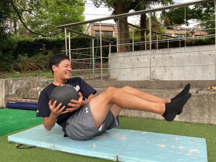 トレーニング中の水口創太。プロからの注目も集まっている（撮影／京都大学硬式野球部）