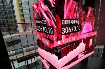 「国策に売りなし」株式市場で注目される河野・高市・岸田3氏の政策関連銘柄
