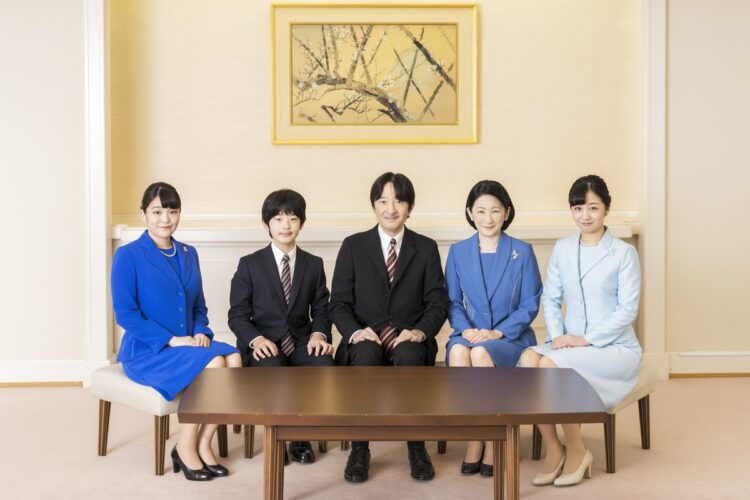 ご家族から遠く離れて暮らす新婚生活を選んだ眞子様（宮内庁提供）