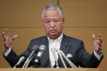 （甘利明・自民党幹事長。時事通信フォト）