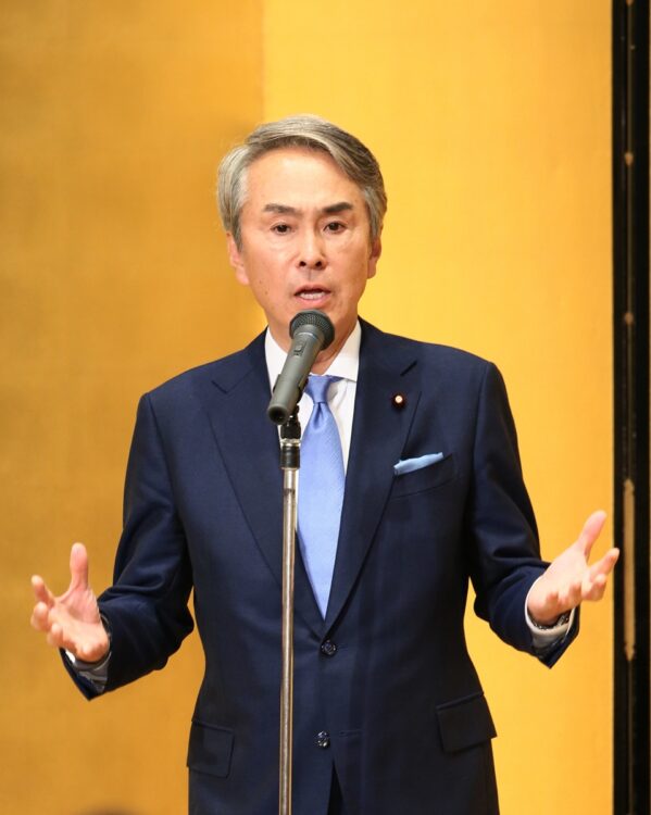 石原伸晃氏にとって予想外か…（時事通信フォト）