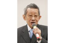 すぎやまさんは敏腕ディレクターでもあった(時事通信フォト)
