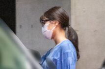 眼鏡姿の有村架純