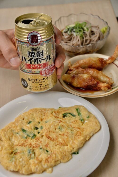 できたて熱々の特製つまみと、キンと冷えた『焼酎ハイボール』が好相性
