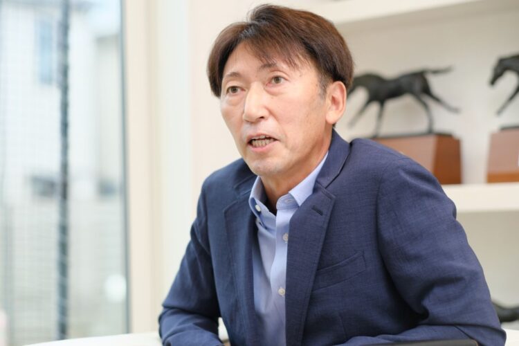 52歳の新人調教師として活動を開始していた蛯名氏