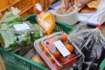 ご近所お抱え農家Vege House 。野菜の直販を“お客以上友だち未満”の距離感で
